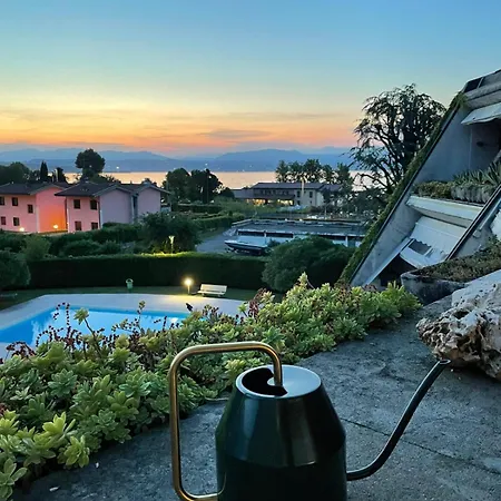 B44 Balcony View Апартаменты